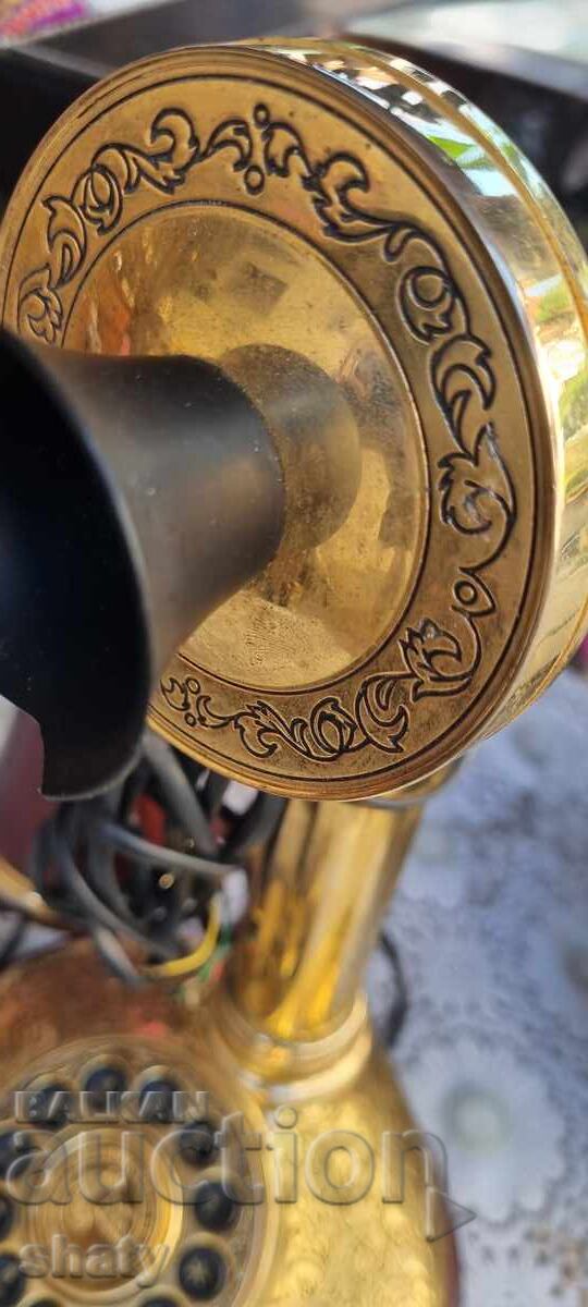 Доставка на Ретро телефон Доставка на Ретро телефон