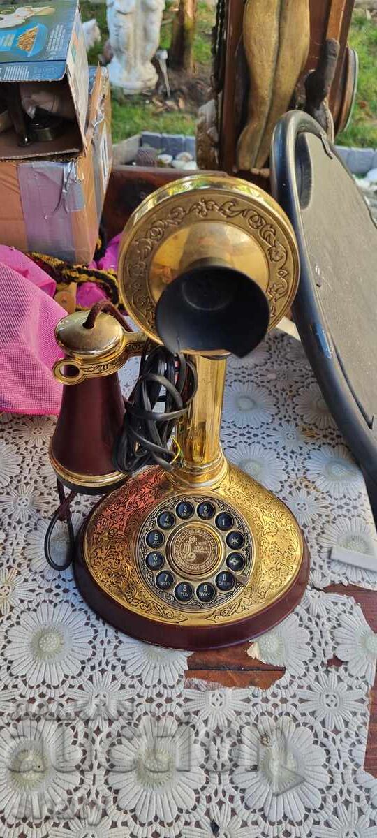 Ретро телефон Ретро телефон