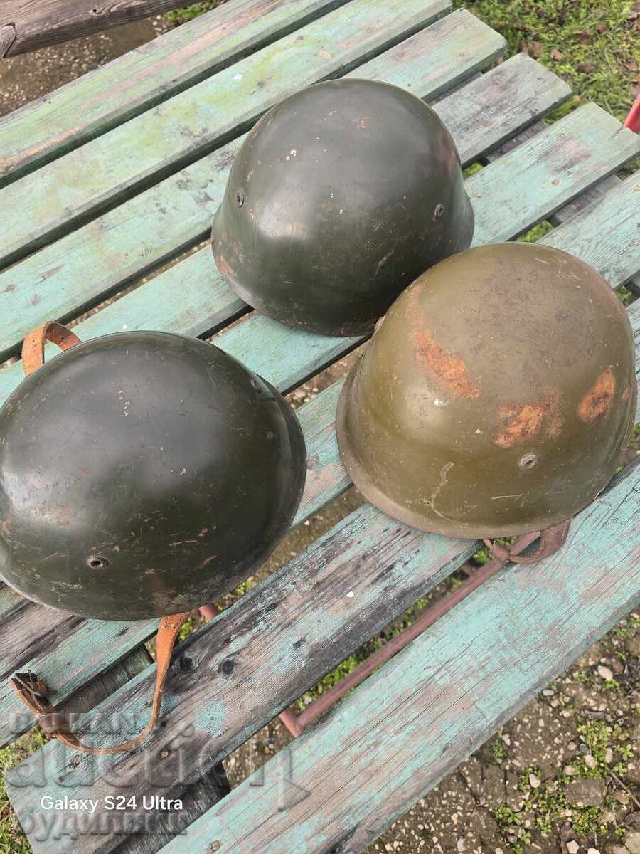 3 броя военни каски от Стотинка БЗЦ с цена € 6.65 | 13.01 лв. 3 броя военни каски от Стотинка БЗЦ с цена € 6.65 | 13.01 лв.