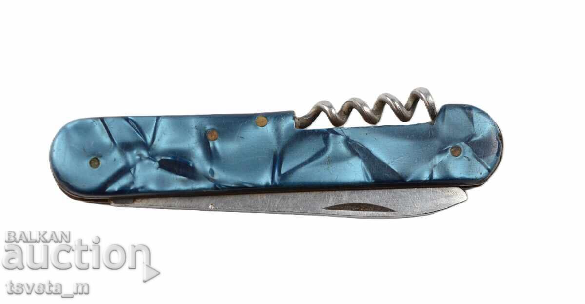 Cuțit de buzunar cu 3 scule cu preț 20.00 BGN | € 10.23 Cuțit de buzunar cu 3 scule cu preț 20.00 BGN | € 10.23