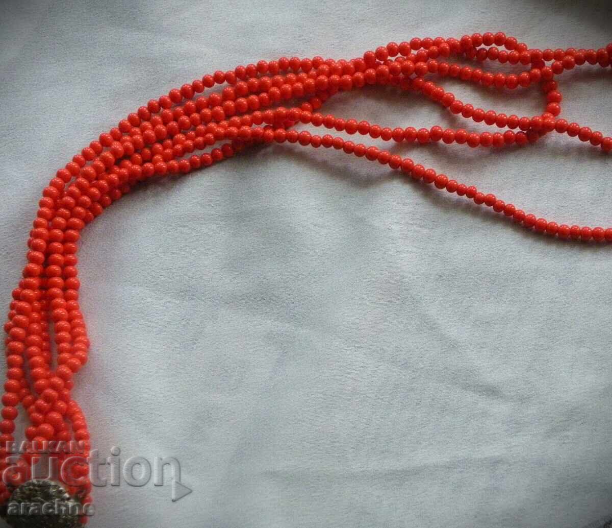 Δημοπρασία Αντίκα κολιέ από πορτοκαλί-κοραλί γυαλί, Βοημία, 60s Δημοπρασία Αντίκα κολιέ από πορτοκαλί-κοραλί γυαλί, Βοημία, 60s