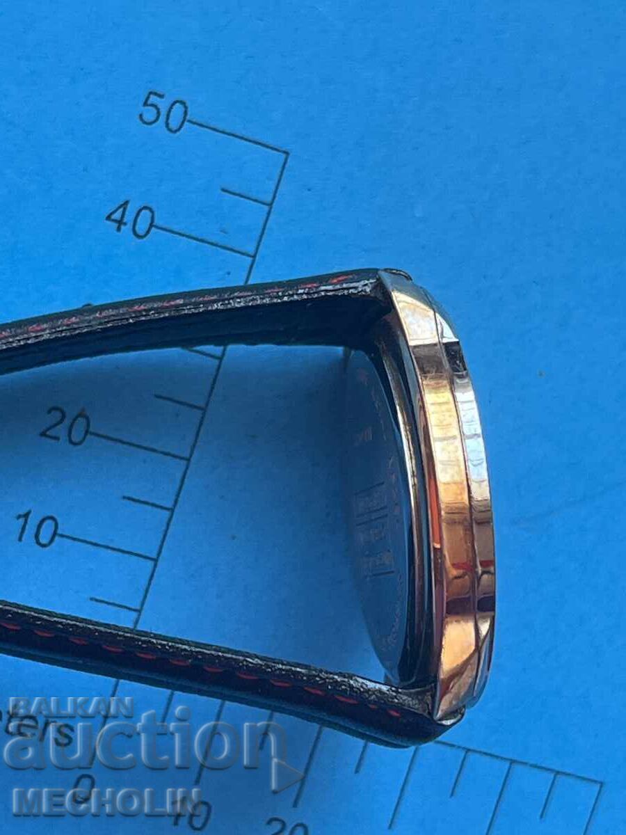 Auction  WATCH By BULOVA BENETON