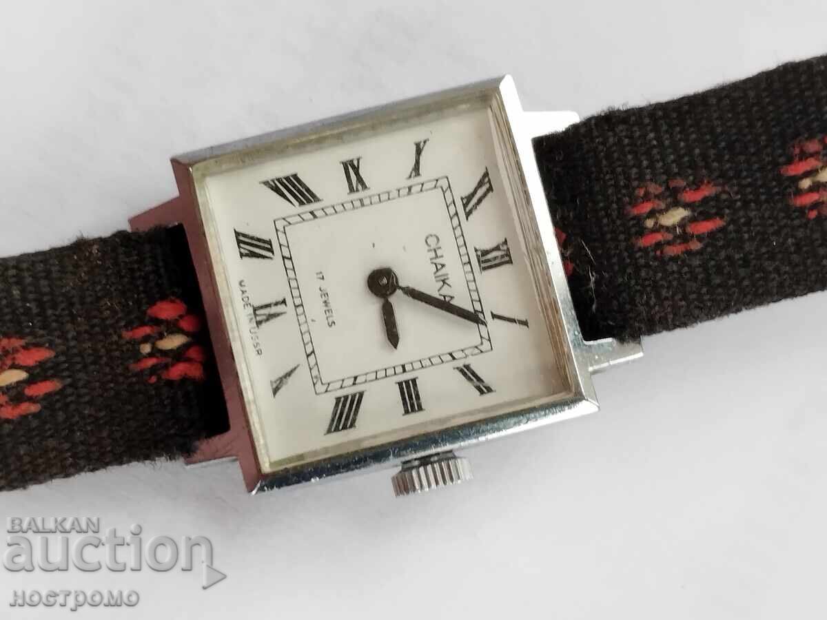 Beautiful Working Seagull - A 6001 Beautiful Working Seagull - A 6001