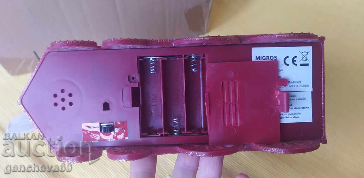 Коледен светещ влак за декорация - 5 Коледен светещ влак за декорация - 5