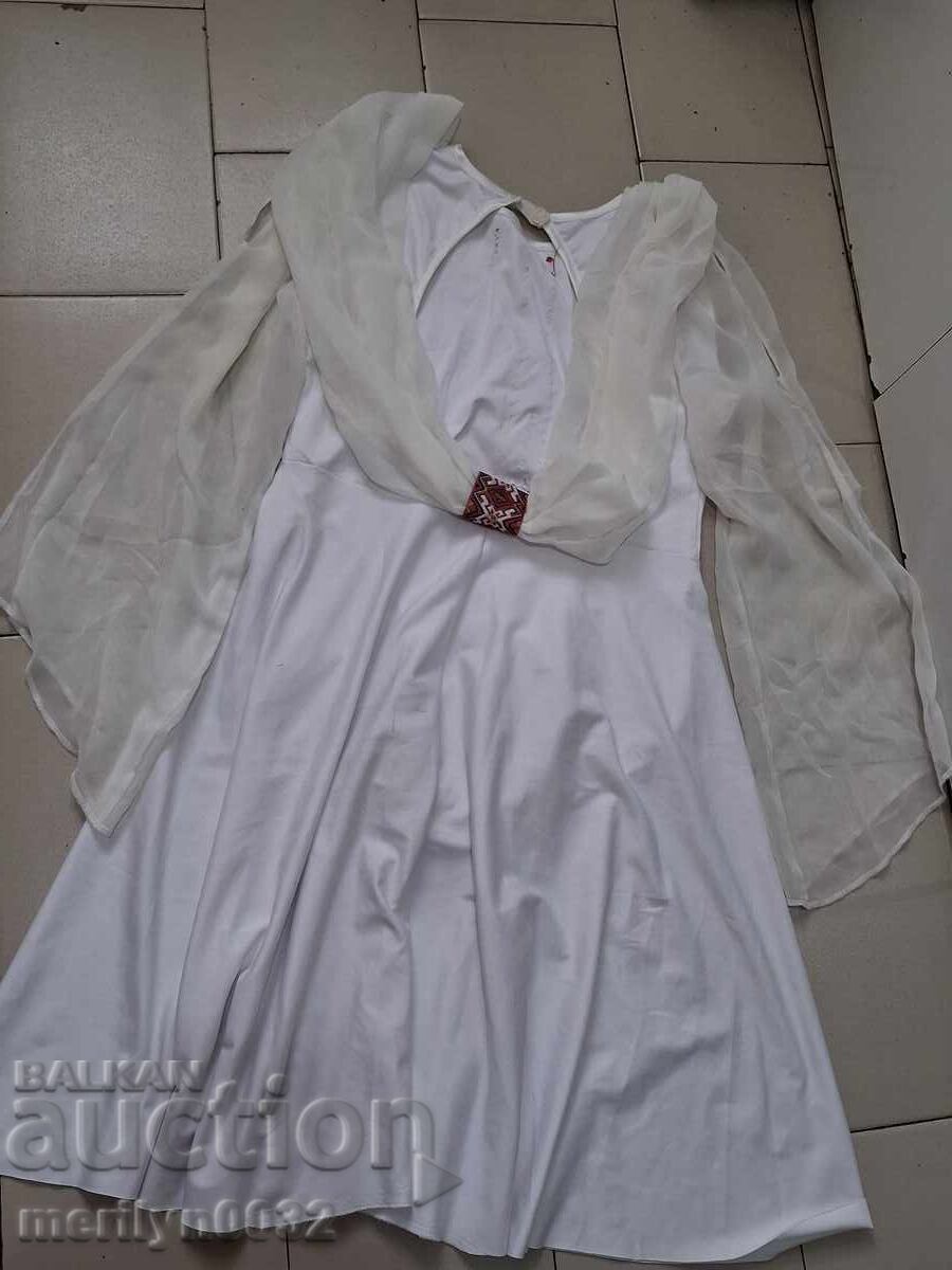 Λευκό φόρεμα με μεταξωτά μανίκια, παραδοσιακή φορεσιά, σουκμάν - 5 Λευκό φόρεμα με μεταξωτά μανίκια, παραδοσιακή φορεσιά, σουκμάν - 5