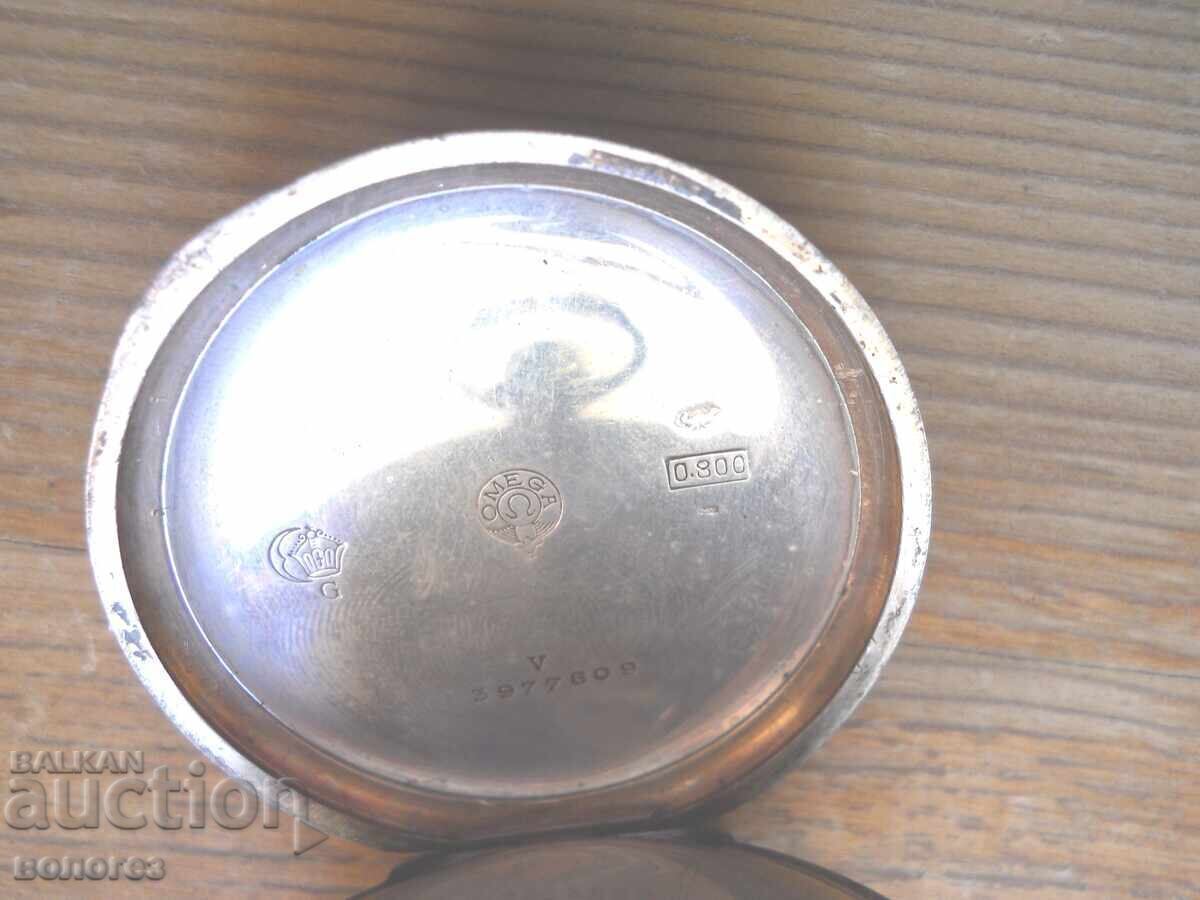 Аукцион Старинен сребърен джобен часовник "Omega" - работи