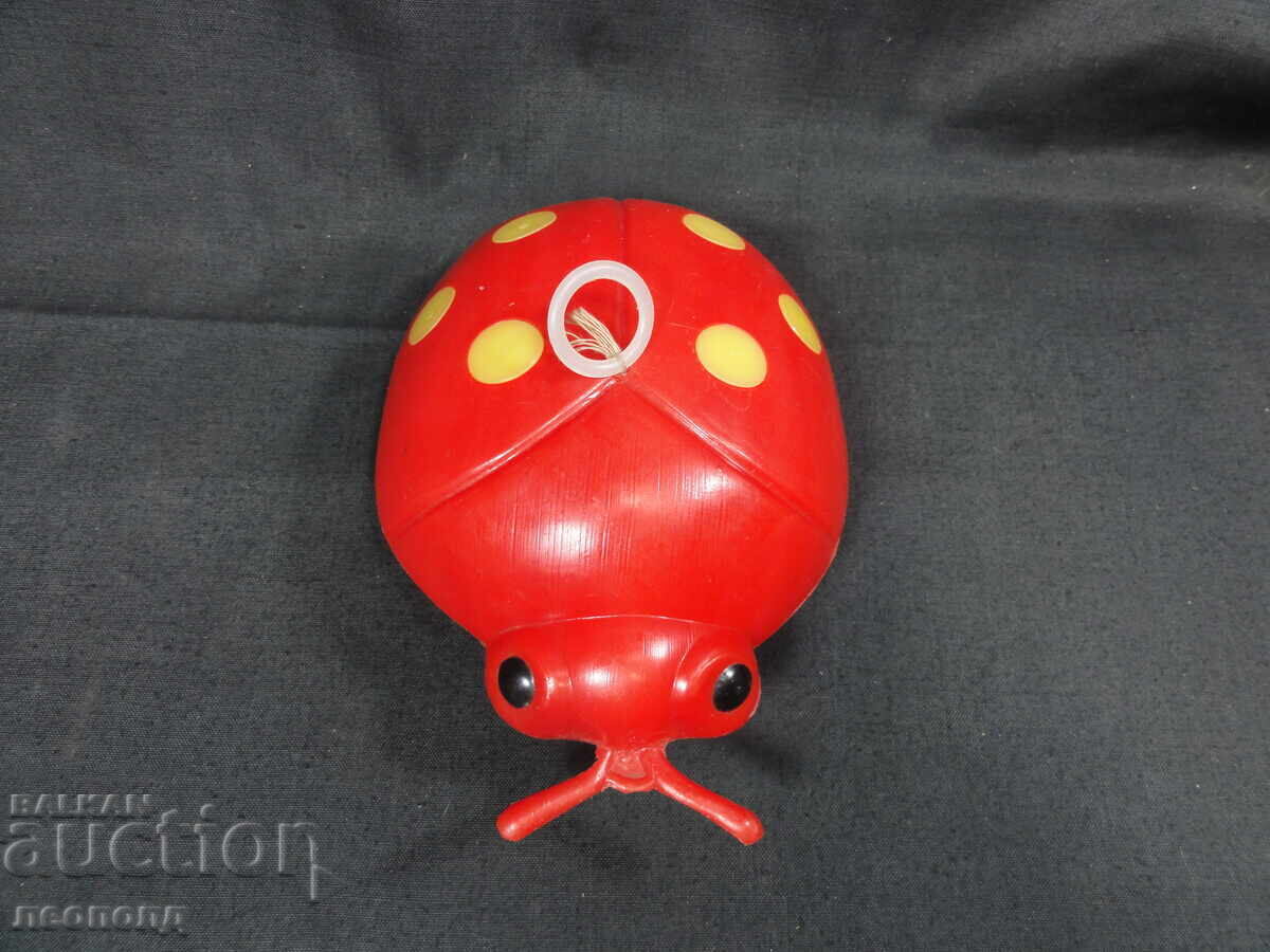 СТАРА РЕТРО СОЦ СССР ПЛАСТМАСОВА ИГРАЧКА КАЛИНКА с цена 40.00 лв. | € 20.45 СТАРА РЕТРО СОЦ СССР ПЛАСТМАСОВА ИГРАЧКА КАЛИНКА с цена 40.00 лв. | € 20.45