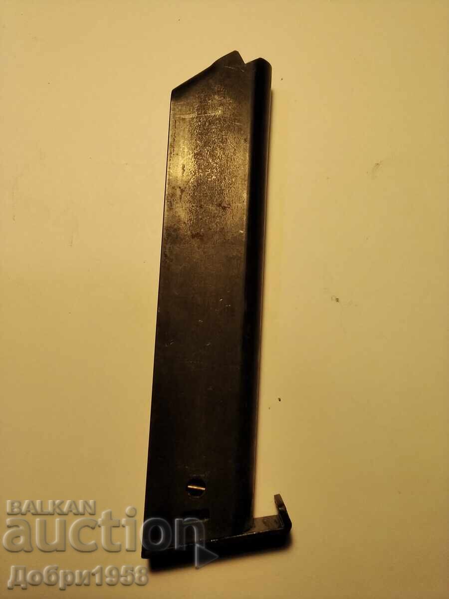 Livrarea ÎNCĂRCĂTOR pentru pistol - LAHTI L - 35 Livrarea ÎNCĂRCĂTOR pentru pistol - LAHTI L - 35