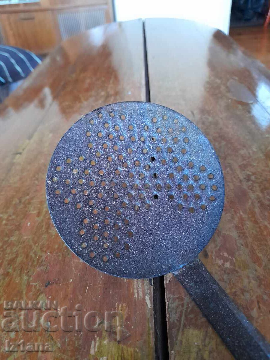 Παράδοση Παλιά τρυπητή κουτάλα, αναδευτήρας Παράδοση Παλιά τρυπητή κουτάλα, αναδευτήρας