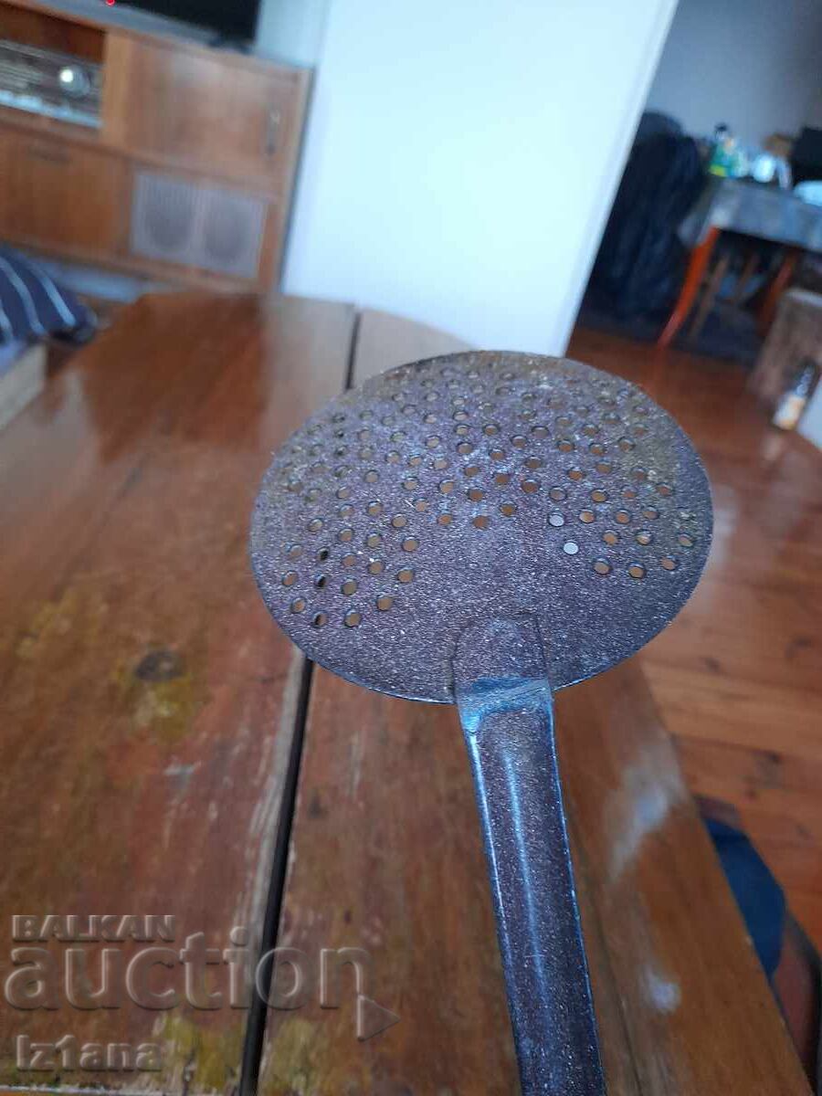 Παλιά τρυπητή κουτάλα, αναδευτήρας - 5 Παλιά τρυπητή κουτάλα, αναδευτήρας - 5