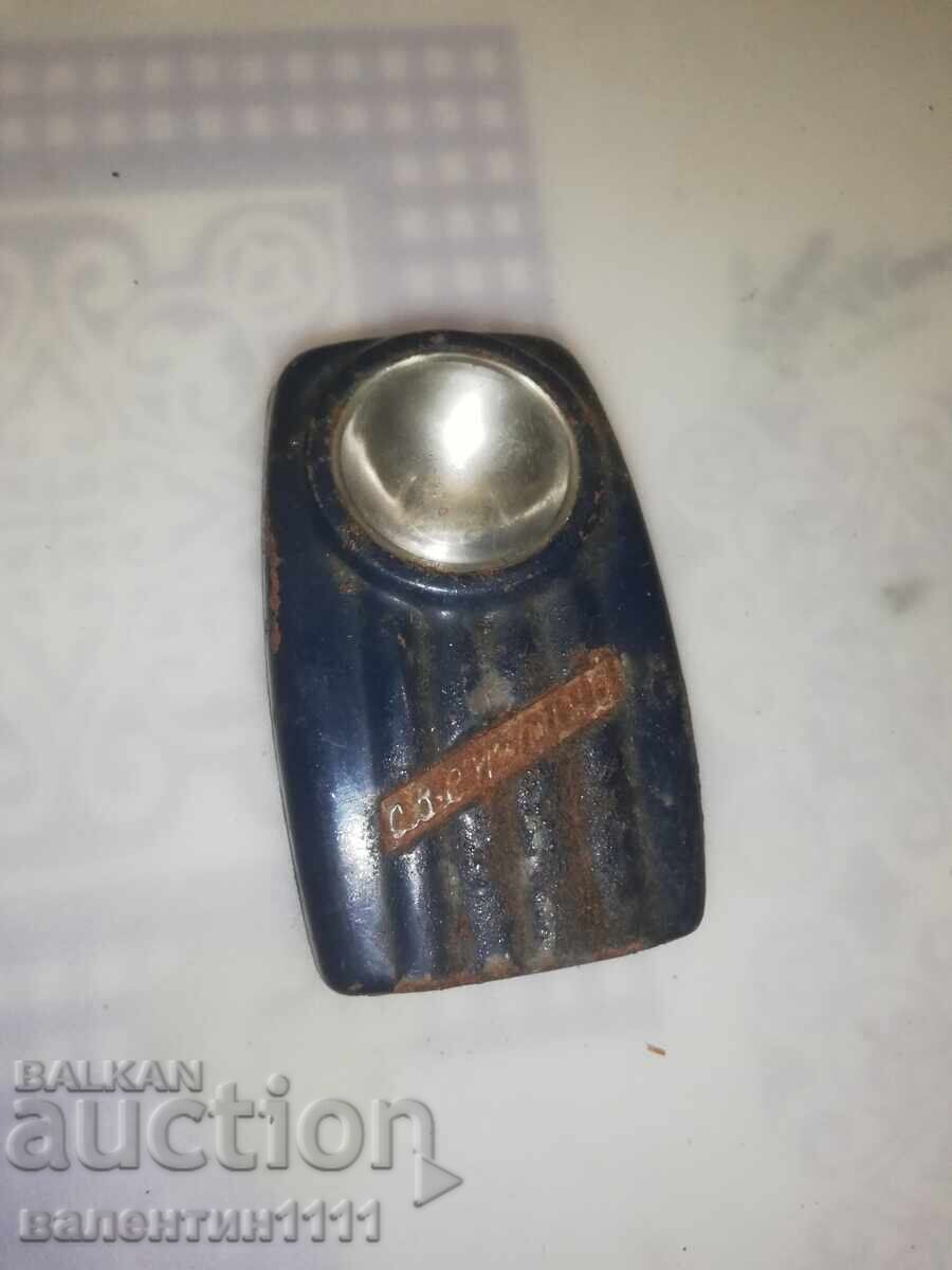 Παλιός φακός με μεγεθυντικό φακό Παλιός φακός με μεγεθυντικό φακό