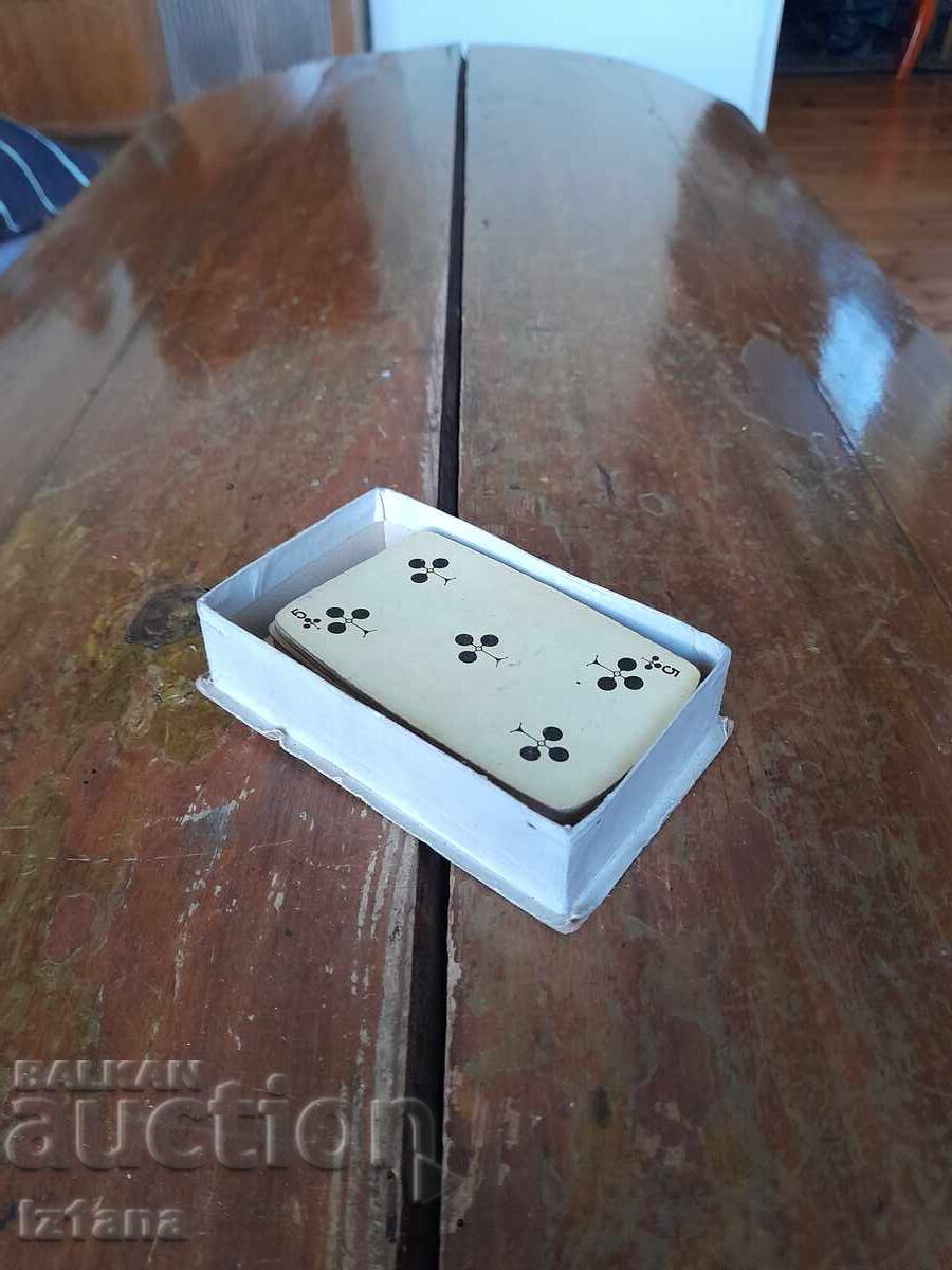 Стари карти за игра Стари карти за игра