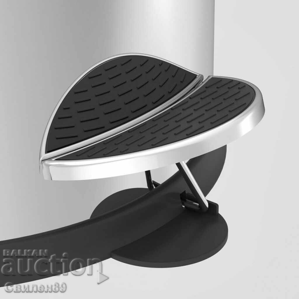 Auction Vinoks 409400, 3L, stainless steel pedal trash can Auction Vinoks 409400, 3L, stainless steel pedal trash can