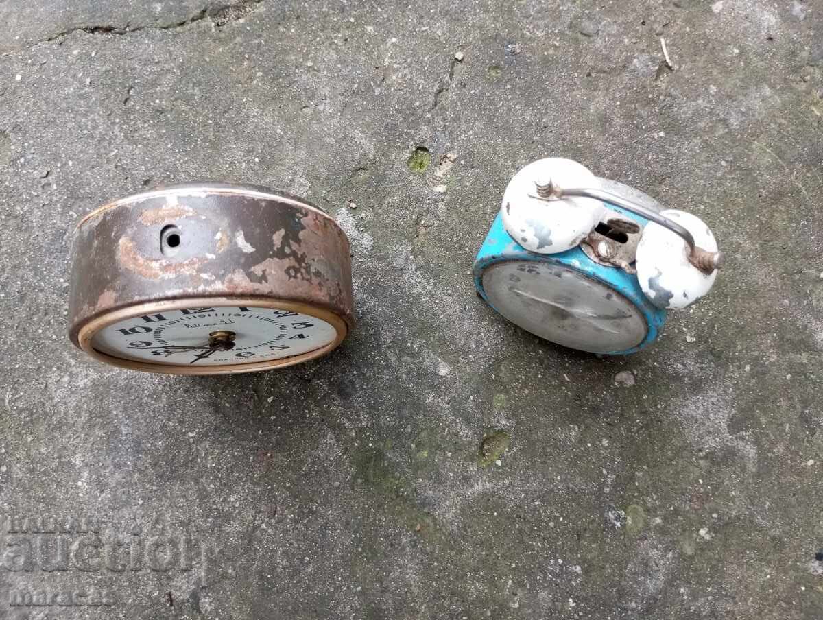 Стари будилници с цена € 6.00 | 11.73 лв.