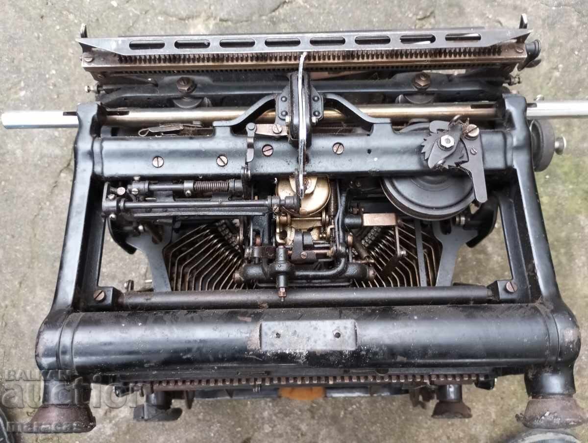 Παράδοση Παλιά γραφομηχανή Continental Παράδοση Παλιά γραφομηχανή Continental