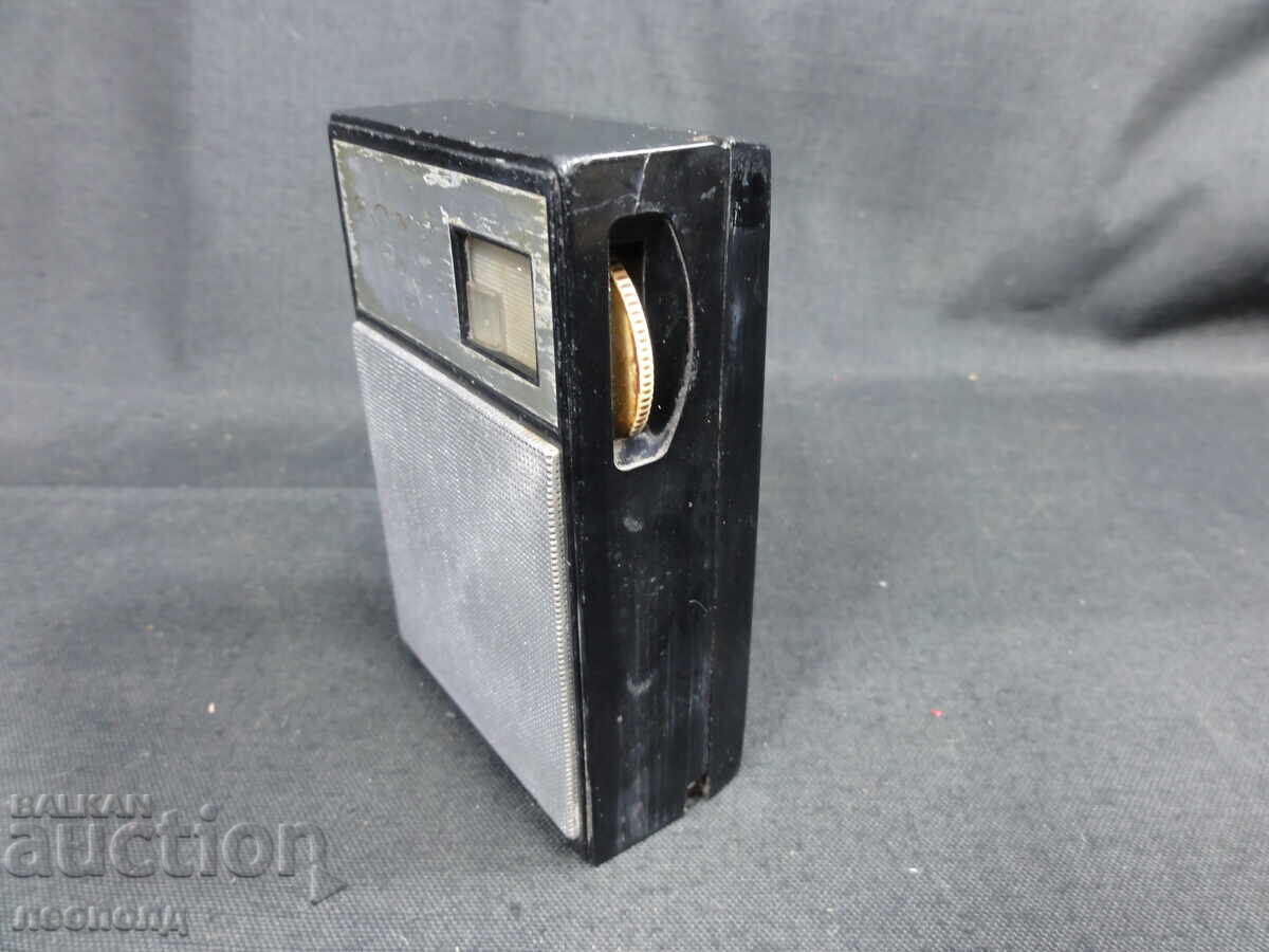 BZC VECHI RETRO TRANZISTOR RADIO SONY cu preț 0.01 BGN | € 0.01 BZC VECHI RETRO TRANZISTOR RADIO SONY cu preț 0.01 BGN | € 0.01