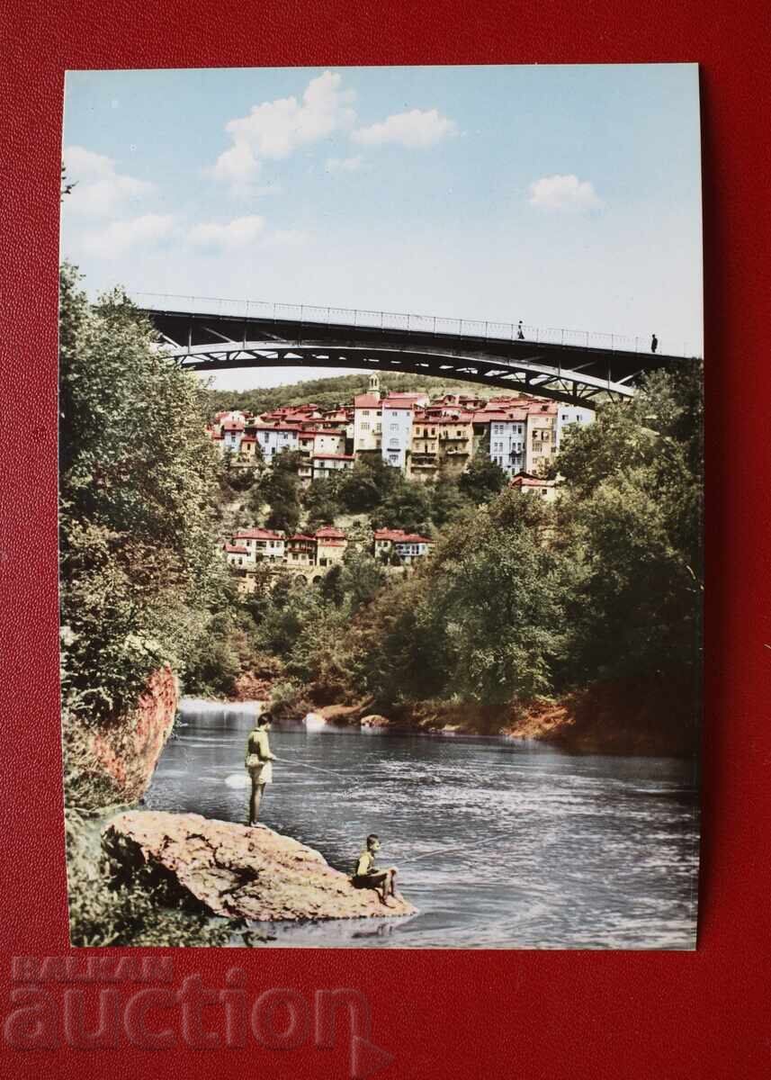 Tŭrnovo - Râul Yantra Tŭrnovo - Râul Yantra