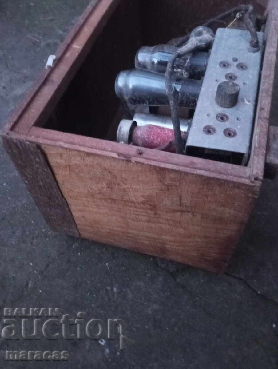 Стар радиоапарат - 6