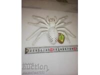 Μεγάλη αράχνη