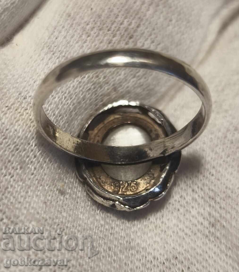 Livrarea Inel de argint cu cabochon, piatră de lună ! Livrarea Inel de argint cu cabochon, piatră de lună !