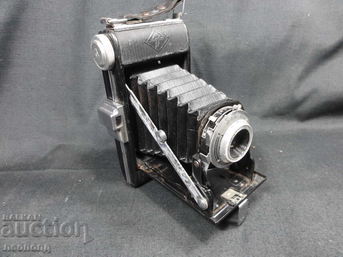 БЗЦ СТАР РЕТРО ЛЕНТОВ МЕХОВ ФОТОАПАРАТ AGFA BILLY с цена 0.01 лв. | € 0.01 БЗЦ СТАР РЕТРО ЛЕНТОВ МЕХОВ ФОТОАПАРАТ AGFA BILLY с цена 0.01 лв. | € 0.01