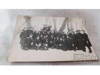 C-ca Lucoviță Elevi de clasa a VIII-a în parc iarna 1933