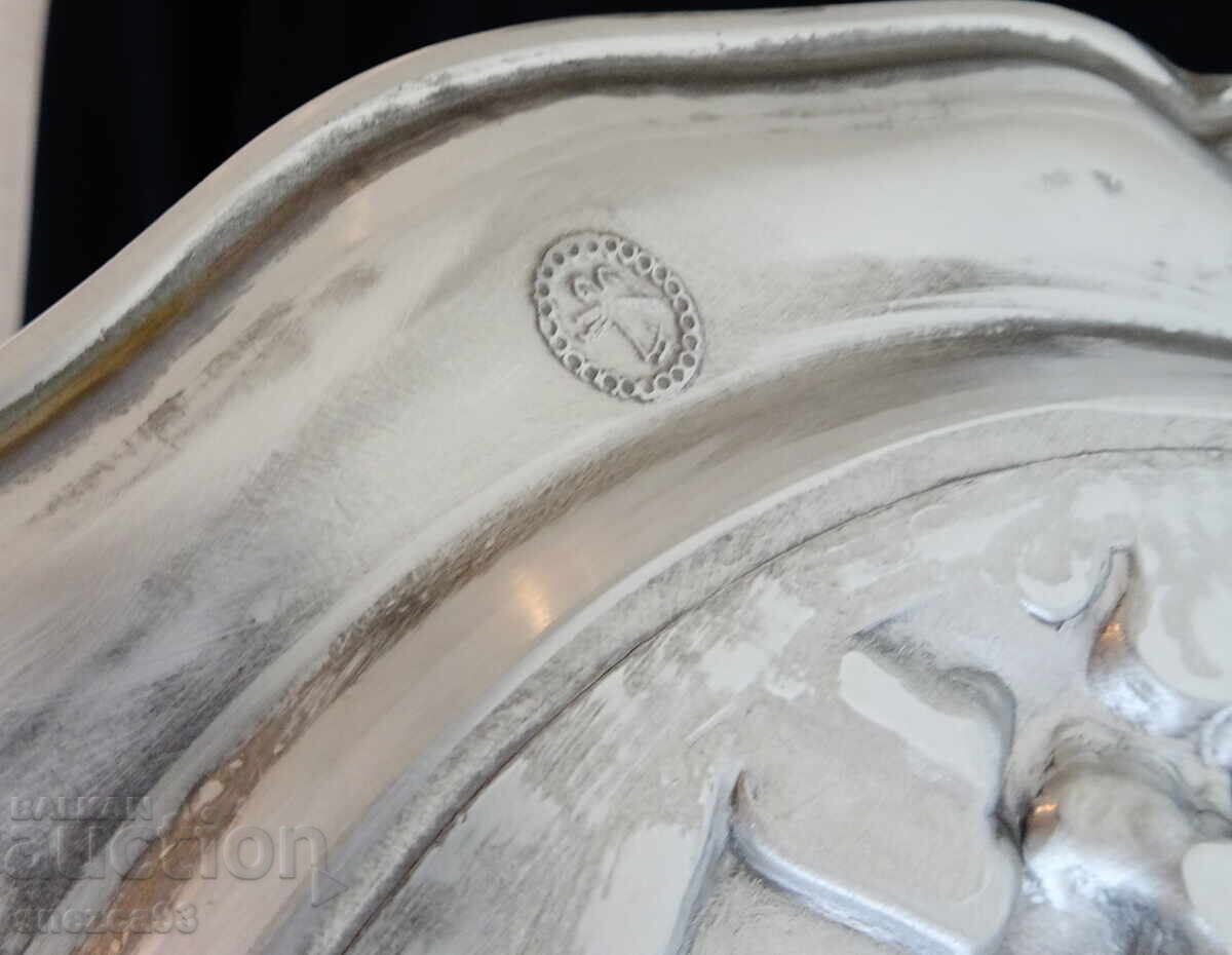 Livrarea Farfurie de staniu, panou, tablou Dantelăreasa Livrarea Farfurie de staniu, panou, tablou Dantelăreasa