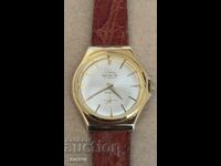 ELVEȚIAN SWISS MADE RAR AURIT FUNCȚIONEAZĂ FĂRĂ GARANȚIE BZC