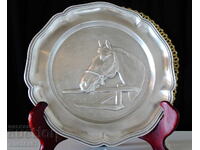 Earthenware plate with a picture of a Horse, Colt