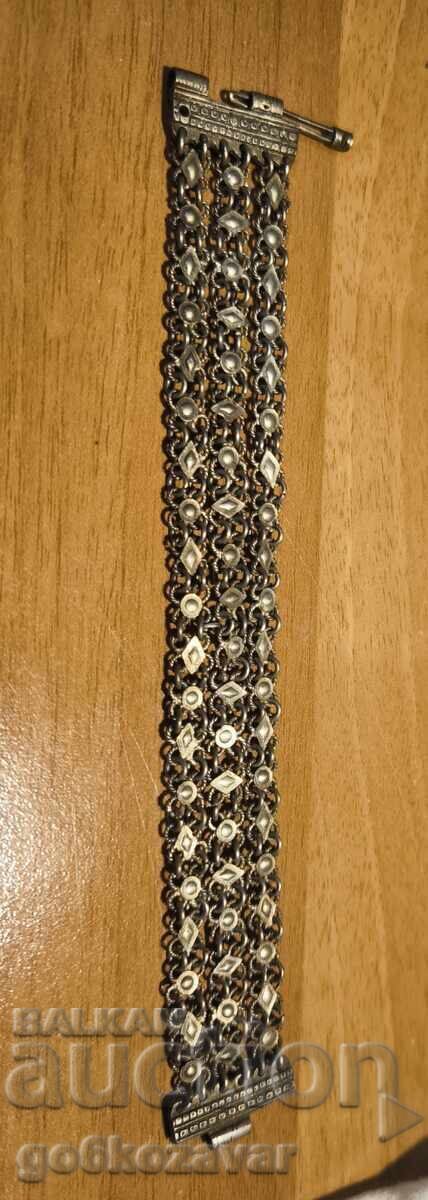 BRĂȚARĂ VECHE DE RENAȘTERE, ARGINT DE PROBĂ MARE! ȘTIFT! cu preț € 52.00 | 101.70 BGN BRĂȚARĂ VECHE DE RENAȘTERE, ARGINT DE PROBĂ MARE! ȘTIFT! cu preț € 52.00 | 101.70 BGN