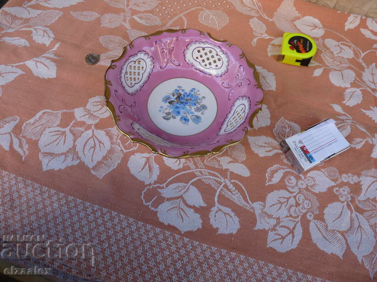 Παλιό ζωγραφισμένο πορσελάνινο Pirken hammer Τσεχοσλοβακία 23.5 / 17.5 με τιμή 50.00 BGN | € 25.56 Παλιό ζωγραφισμένο πορσελάνινο Pirken hammer Τσεχοσλοβακία 23.5 / 17.5 με τιμή 50.00 BGN | € 25.56