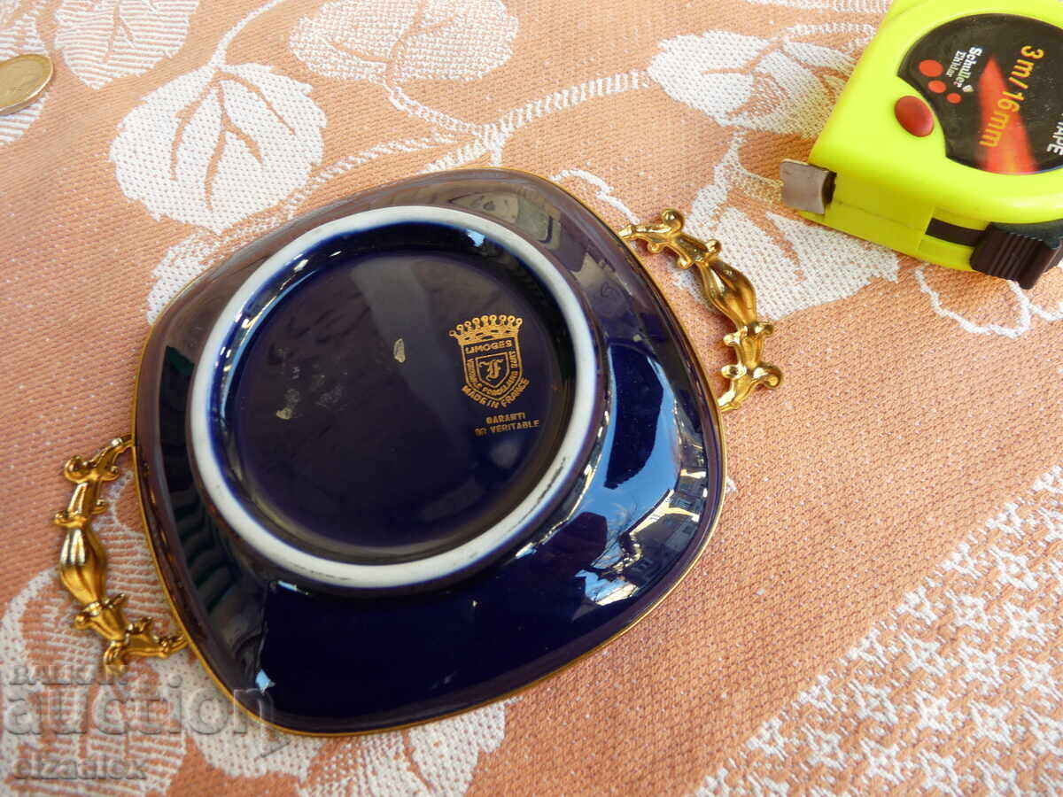 Old hand-painted LIMOGES porcelain 16 / 12 cm bronze handles - 6 Old hand-painted LIMOGES porcelain 16 / 12 cm bronze handles - 6