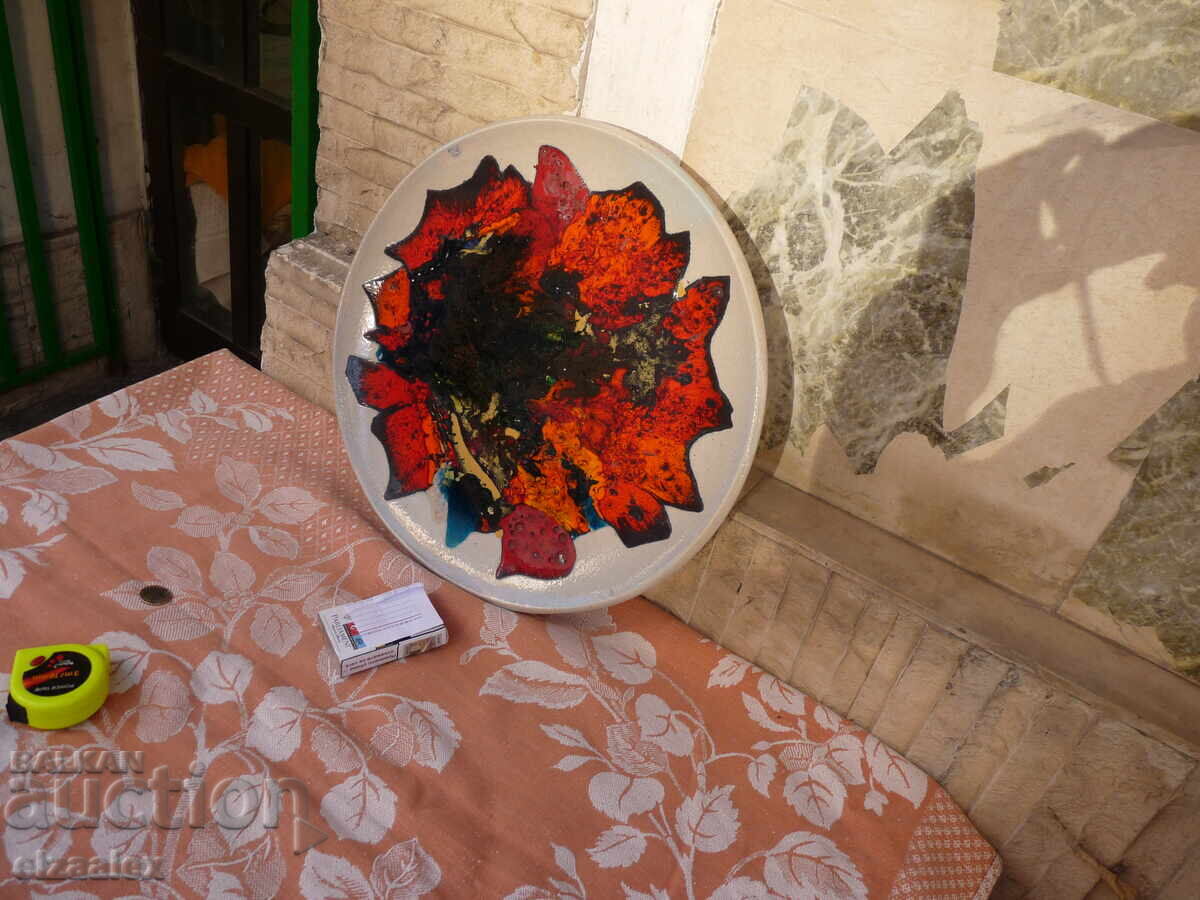 Μεγάλο, στιβαρό, ζωγραφισμένο πιάτο 42 εκ. 1989 - 5 Μεγάλο, στιβαρό, ζωγραφισμένο πιάτο 42 εκ. 1989 - 5