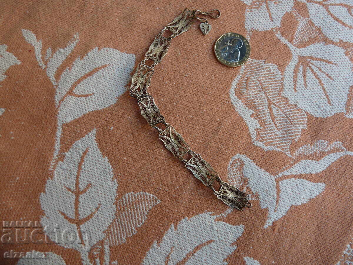 Παράδοση Παλιό ασημένιο βραχιόλι Παράδοση Παλιό ασημένιο βραχιόλι