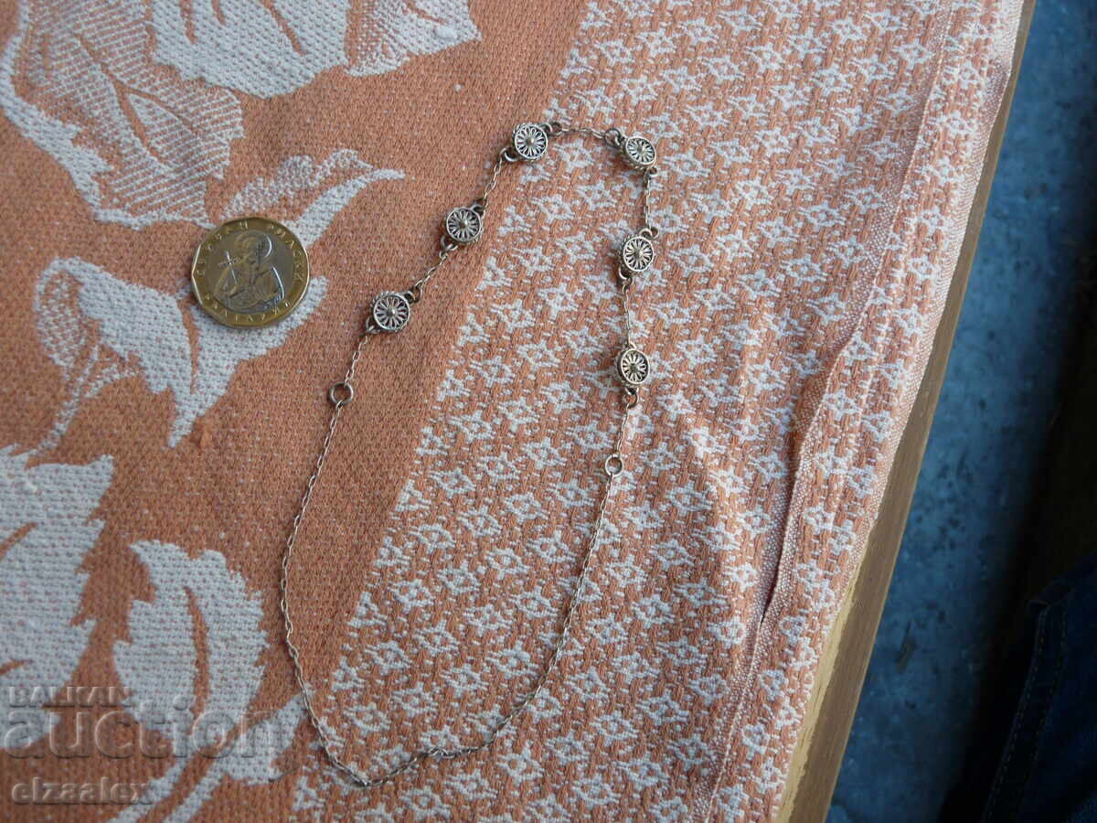 Аукцион Старо сребърно колие Аукцион Старо сребърно колие