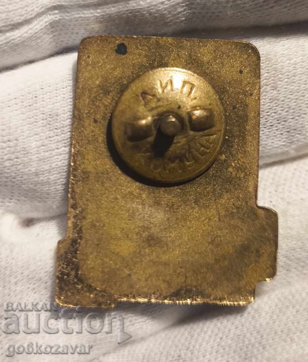 РЯДЪК НАГРЪДЕН ЗНАК ТУРИСТ НРБ с цена 13.90 лв. | € 7.11 РЯДЪК НАГРЪДЕН ЗНАК ТУРИСТ НРБ с цена 13.90 лв. | € 7.11