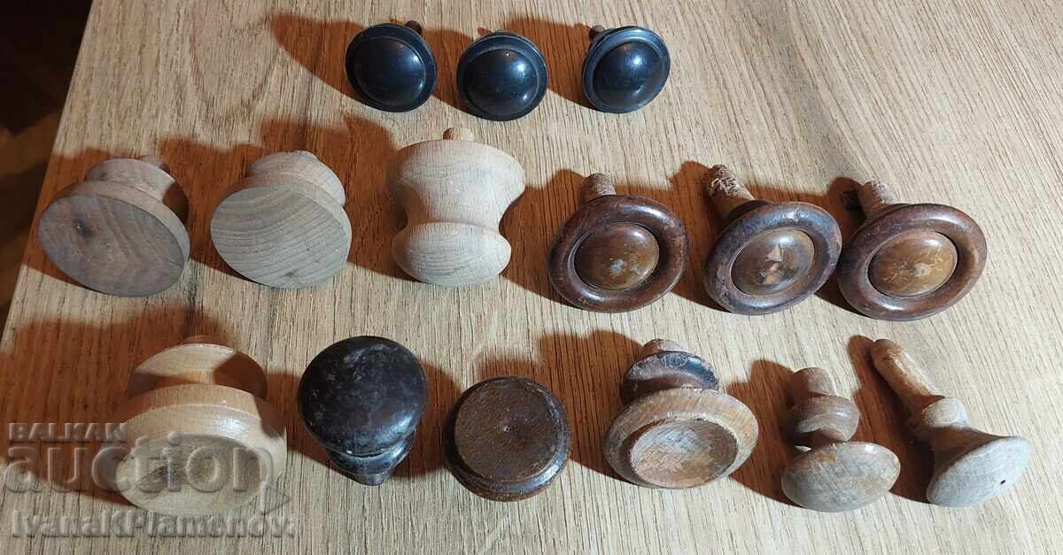 Λαβές επίπλων ρετρό για γνώστες με τιμή € 6.14 | 12.01 BGN