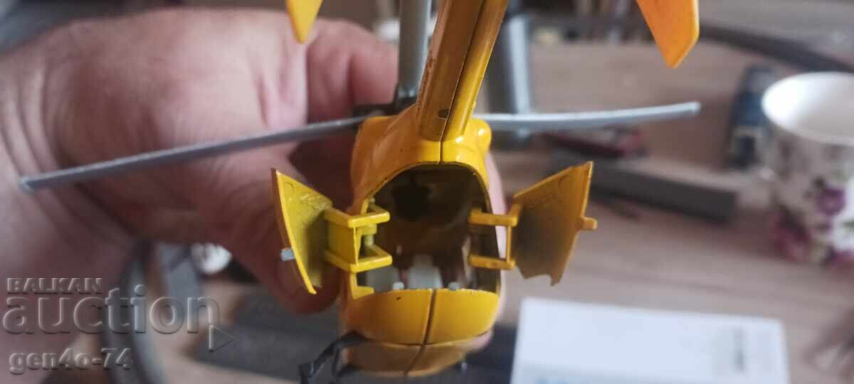 хеликоптер siku ADAK с цена 20.00 лв. | € 10.23 хеликоптер siku ADAK с цена 20.00 лв. | € 10.23