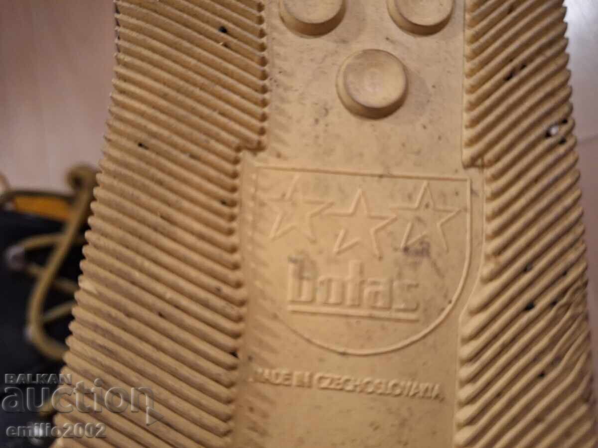 Δημοπρασία Ρετρό σκι παπούτσια Δημοπρασία Ρετρό σκι παπούτσια