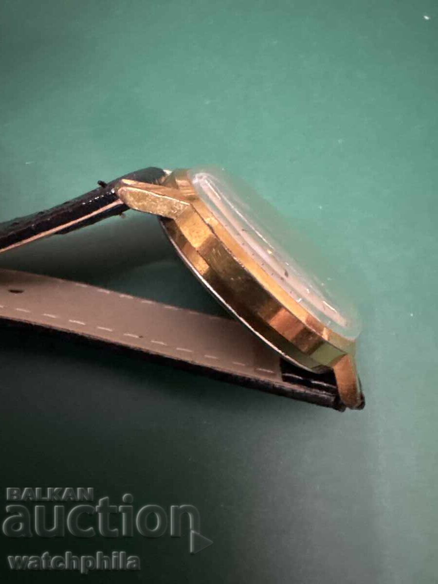 Livrarea Kienzle 17 jewels ceas mecanic rar pentru bărbați. Funcționează Livrarea Kienzle 17 jewels ceas mecanic rar pentru bărbați. Funcționează