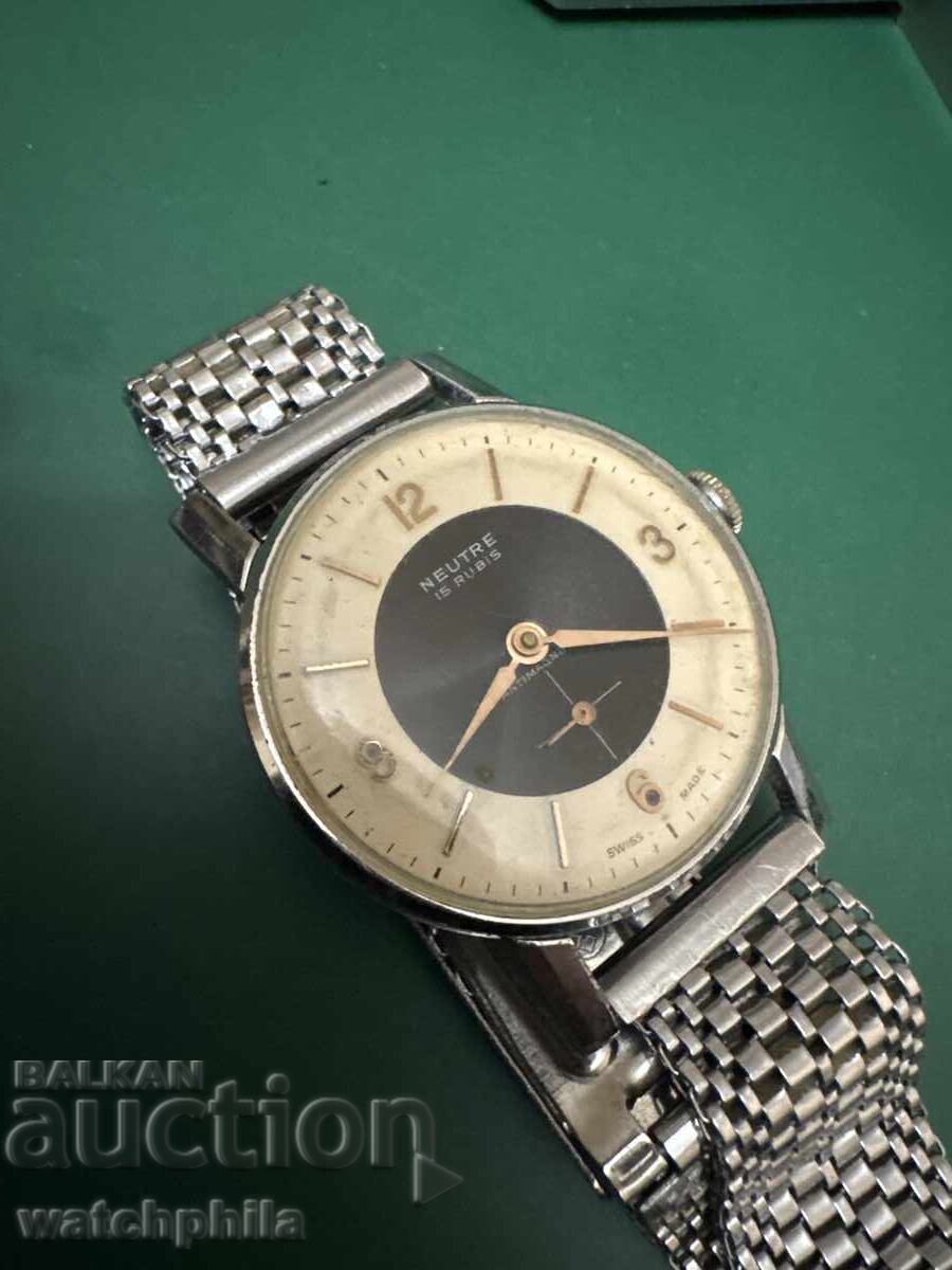 Neutre 15 jewels швейцарски механичен мъжки часовник. Работи Neutre 15 jewels швейцарски механичен мъжки часовник. Работи