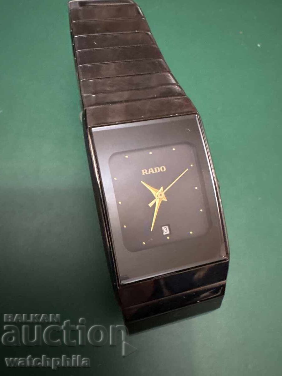 Ceas Quartz, ceramică, mecanism elvețian. Funcționează Ceas Quartz, ceramică, mecanism elvețian. Funcționează