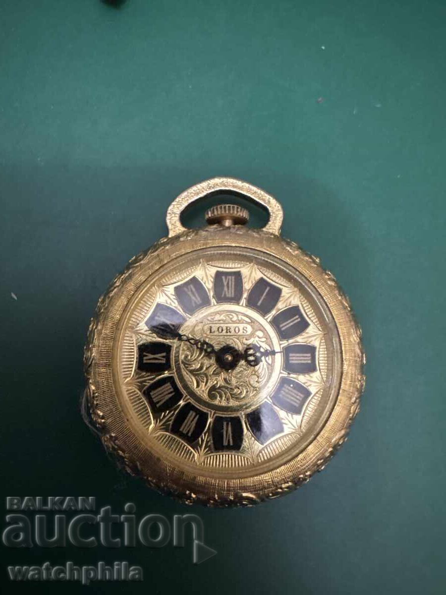 Λωρός σπάνιο ελβετικό ρολόι μενταγιόν. Λειτουργεί Λωρός σπάνιο ελβετικό ρολόι μενταγιόν. Λειτουργεί