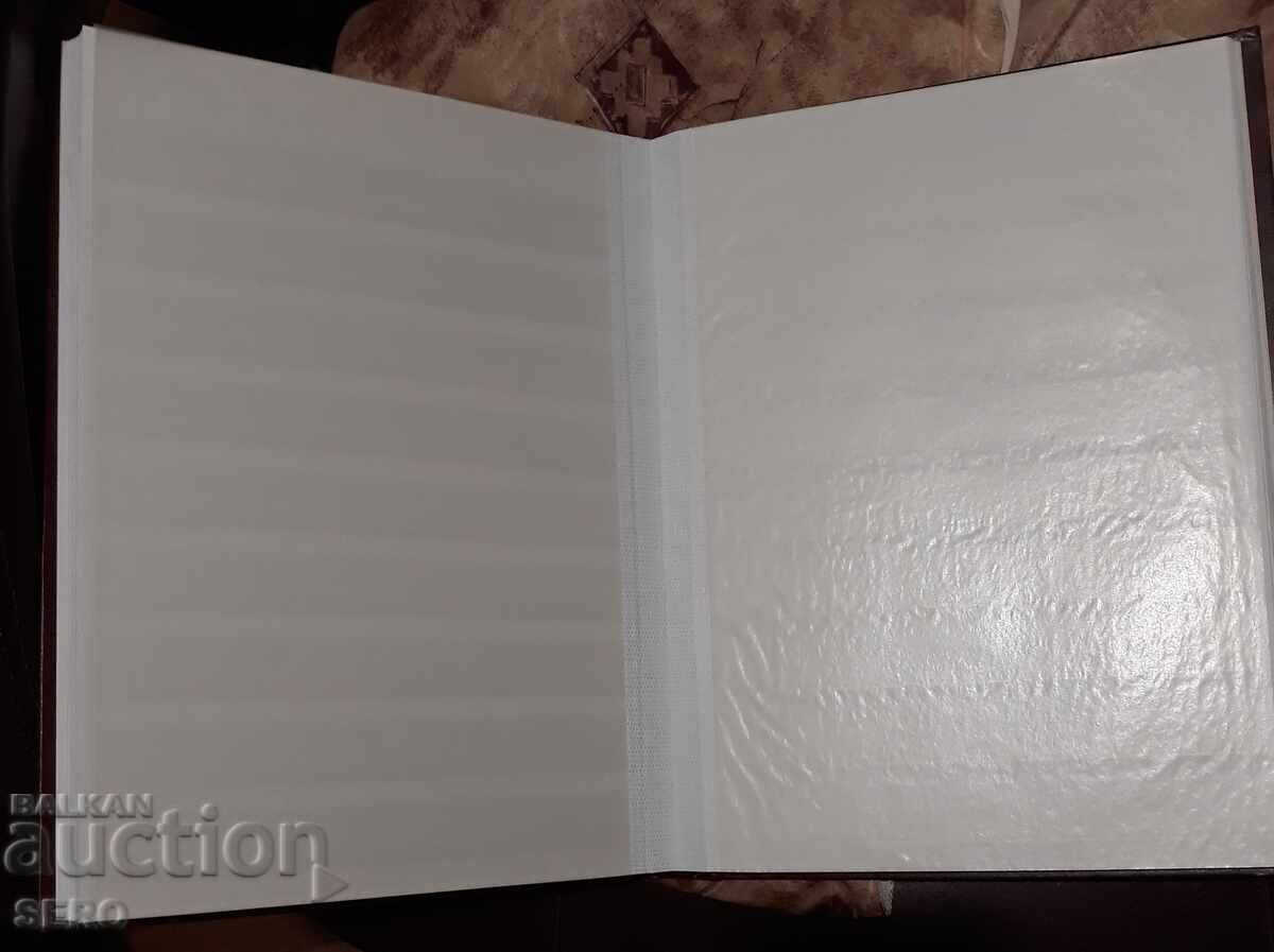 Δημοπρασία Φιλοτελία - πολύ ωραίο άλμπουμ με 24 φύλλα Δημοπρασία Φιλοτελία - πολύ ωραίο άλμπουμ με 24 φύλλα