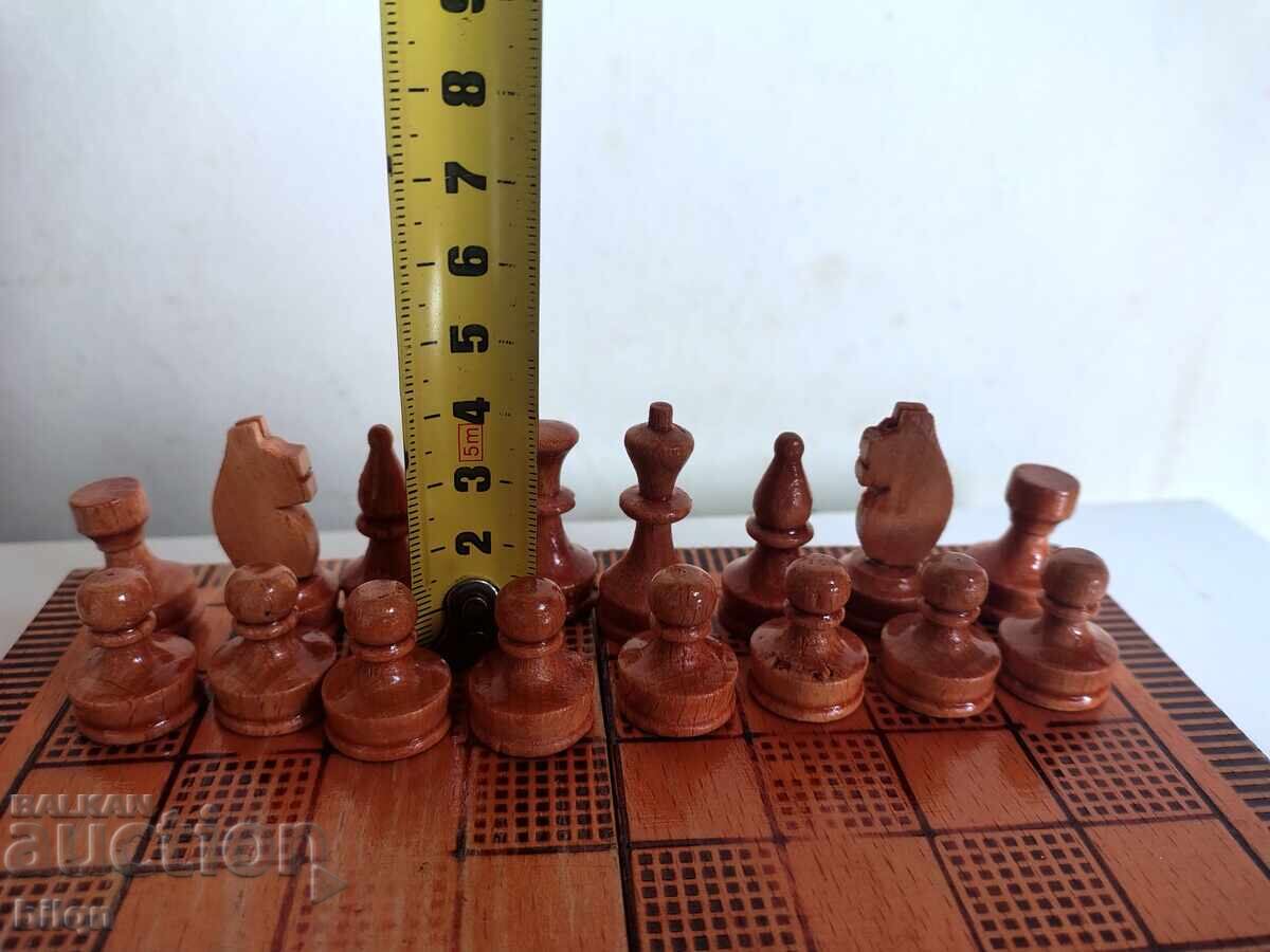 Șah Vechi de Lemn Excelent - 6 Șah Vechi de Lemn Excelent - 6