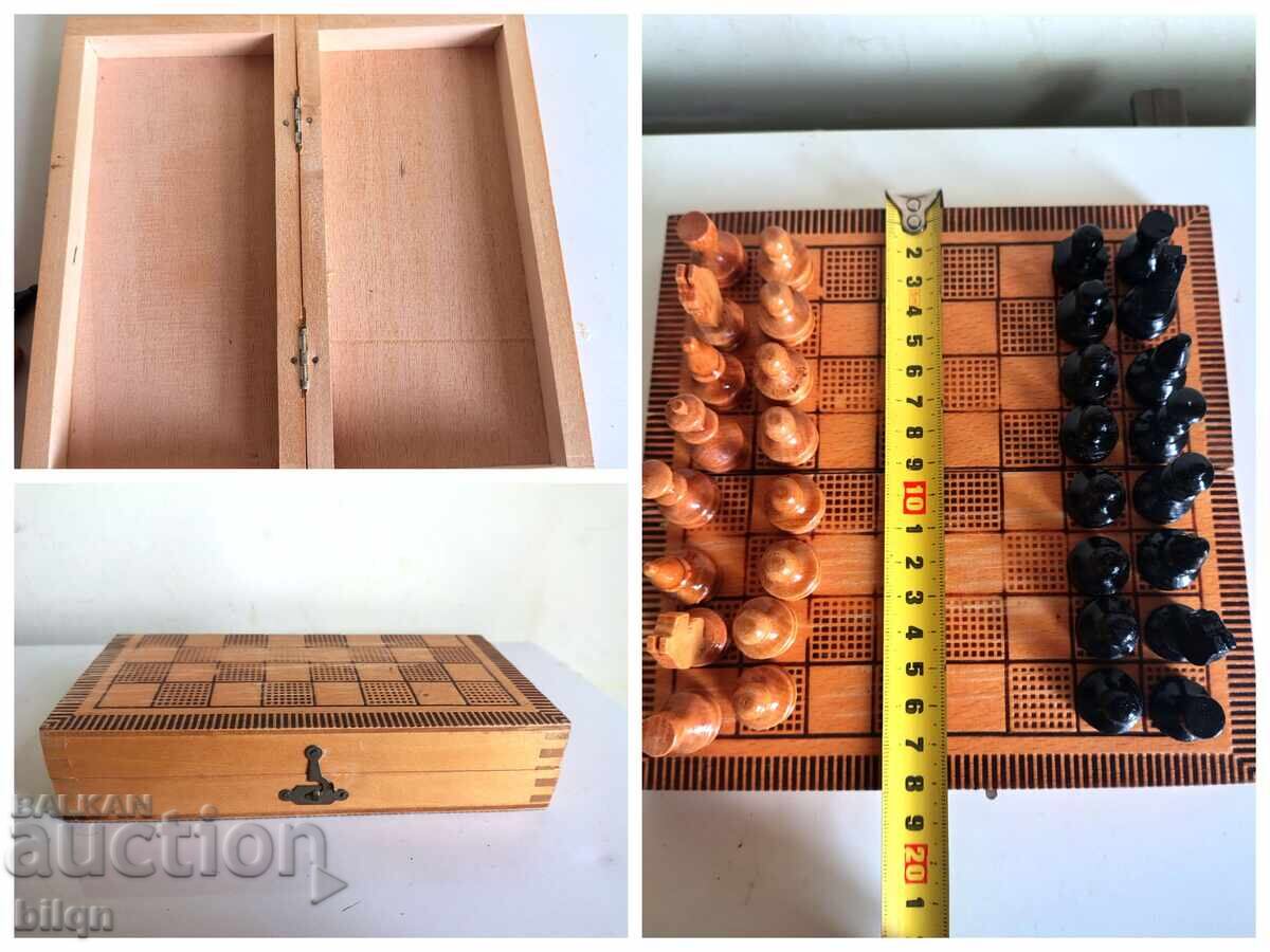 Șah Vechi de Lemn Excelent - 7 Șah Vechi de Lemn Excelent - 7