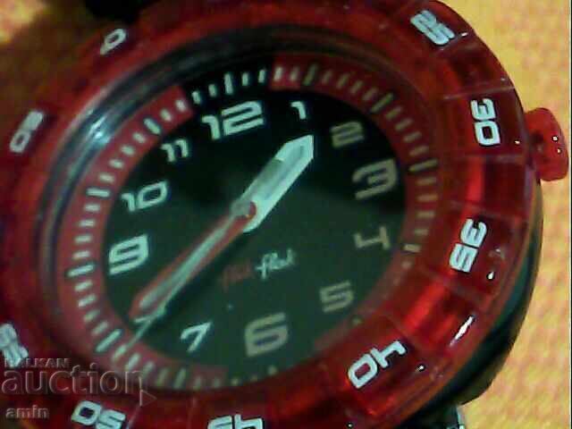 Доставка на 2бр 4асовници  флик флак работет няма батри