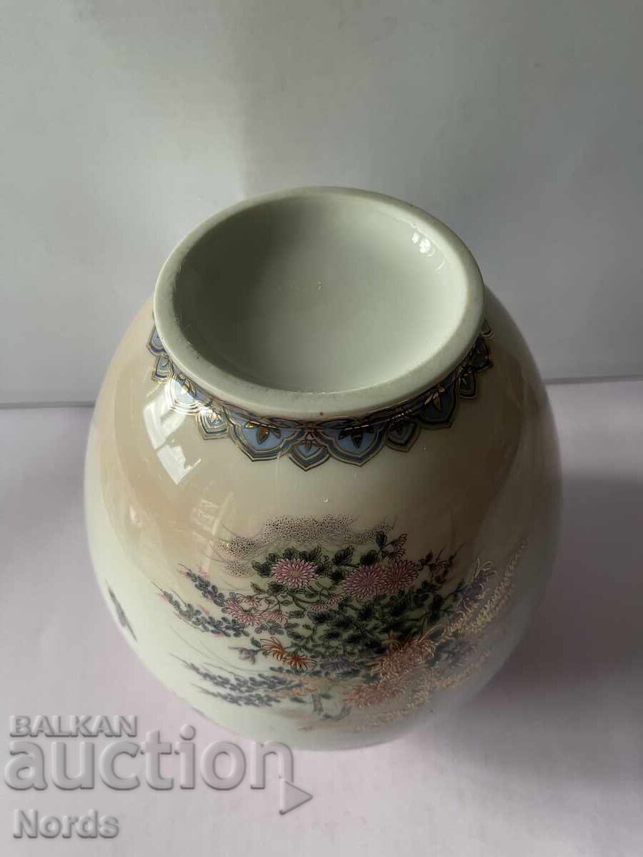 Vază japoneză frumoasă - 5 Vază japoneză frumoasă - 5