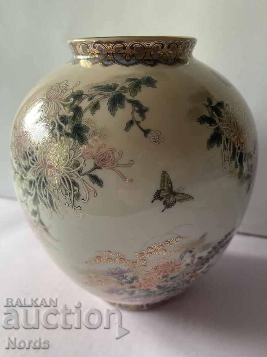 Vază japoneză frumoasă - 7 Vază japoneză frumoasă - 7