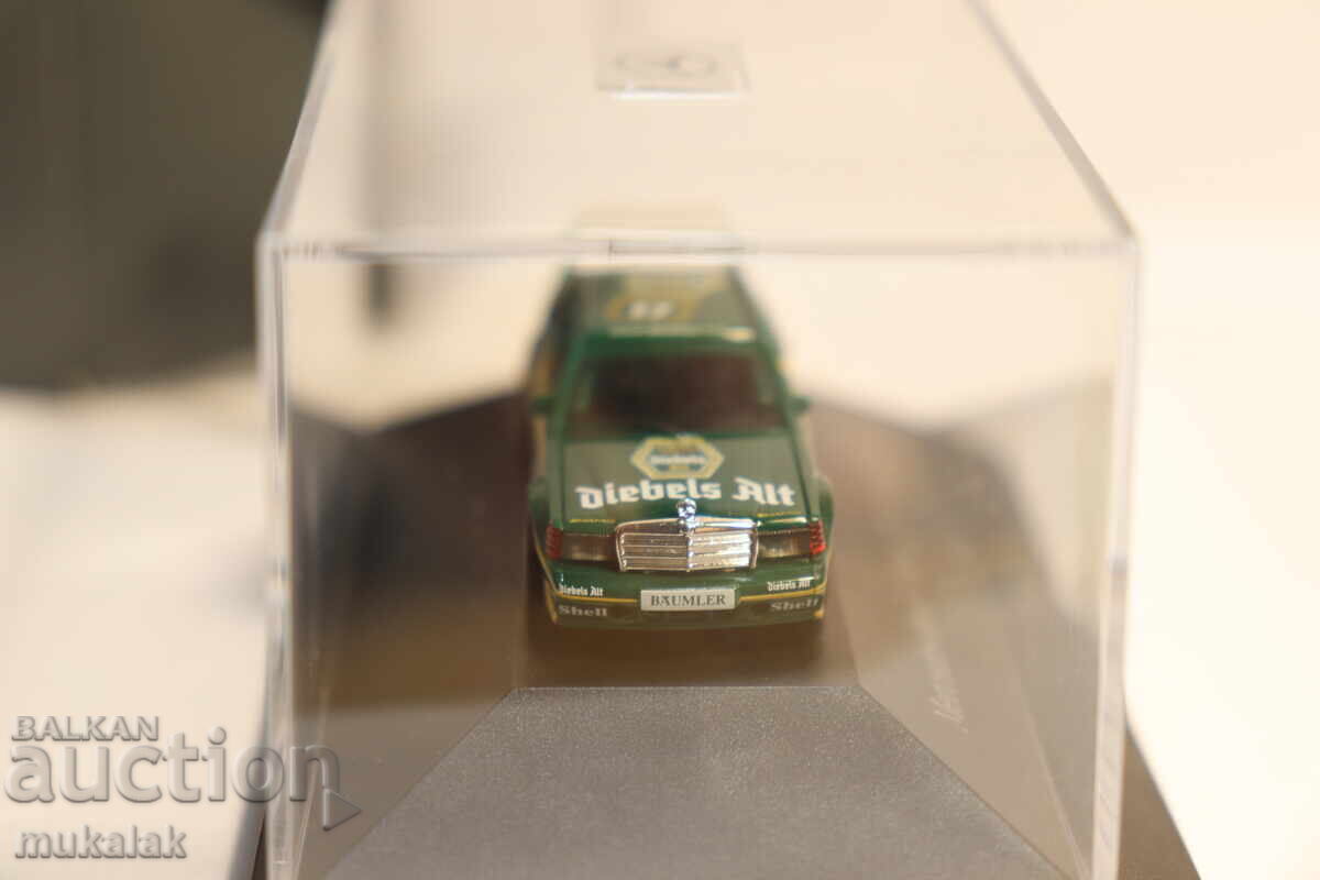 Livrarea HERPA H0 1/87 MERCEDES 190 EVO AMG COLIȚĂ CAMION MODEL